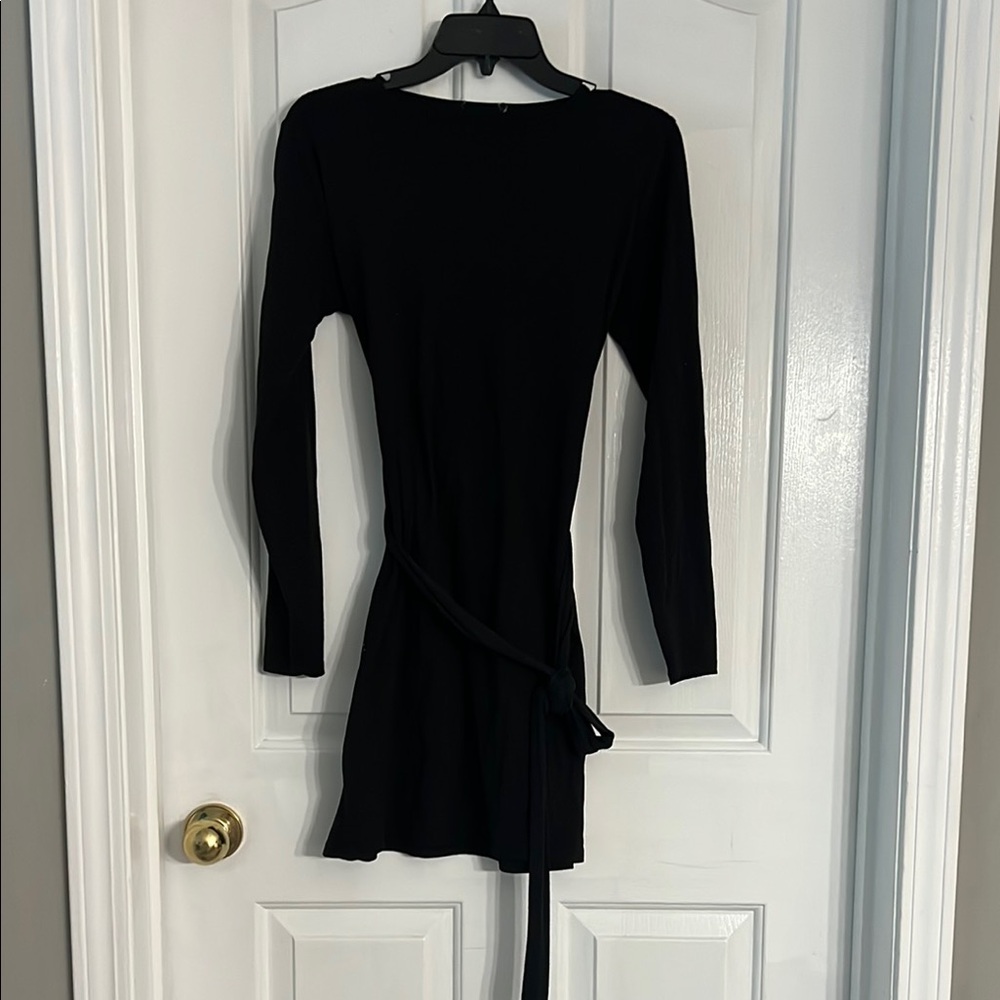 Elegant Black Long Sleeve Dress